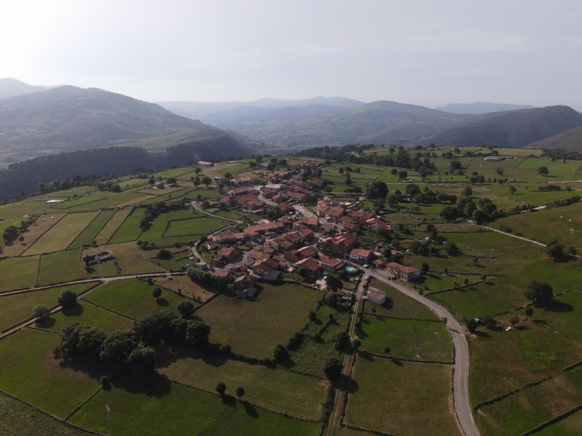 Posada Venta Hornizo Arenas de Iguña Exteriör bild